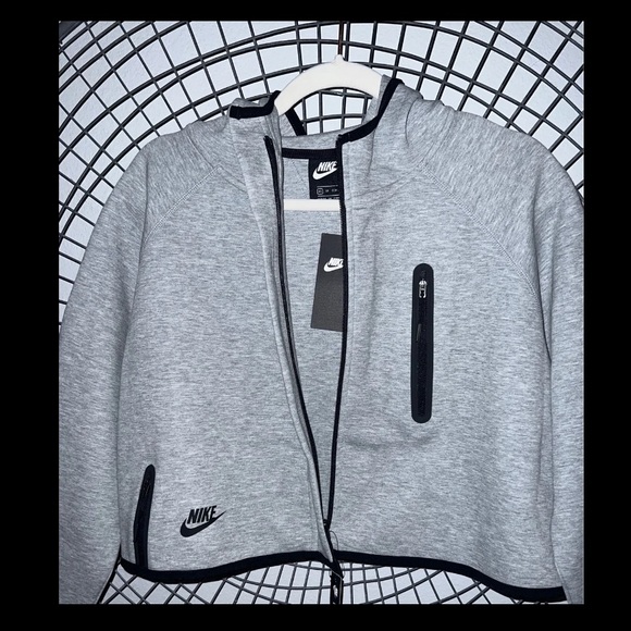 NWT Nike Tech Fleece Full Zip Hoodie XS - Picture 2 of 7